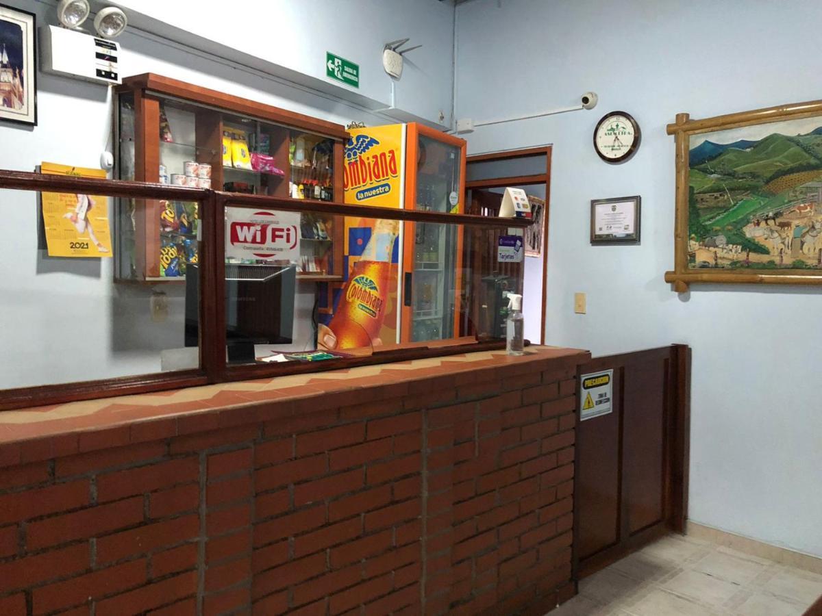 Hotel Cambulos Manizales Kültér fotó